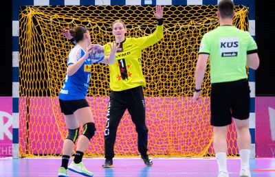 CSM București, Gloria Bistrița și SCM Râmnicu Vâlcea se bat pentru semnătura aceleiași jucătoare!