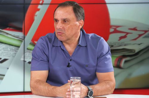 Basarab Panduru a dat de pământ cu jucătorul lui Dinamo: „Nu faci absolut nimic”