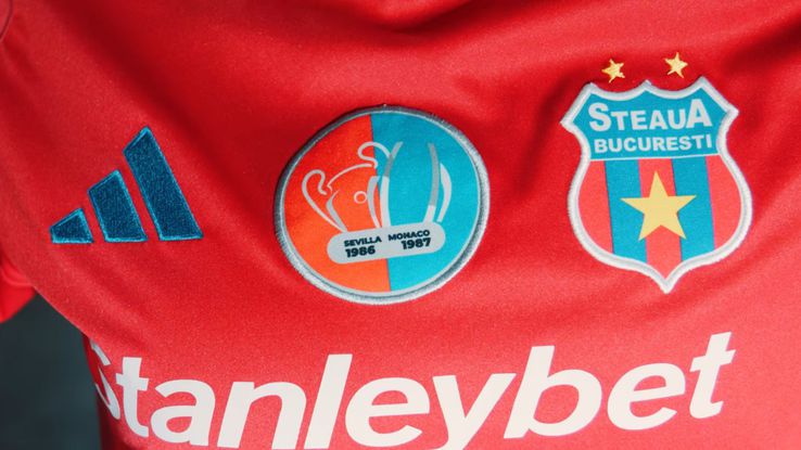 Steaua și-a prezentat echipamentele oficiale pentru sezonul 2025-2026 / Foto: Facebook Steaua București