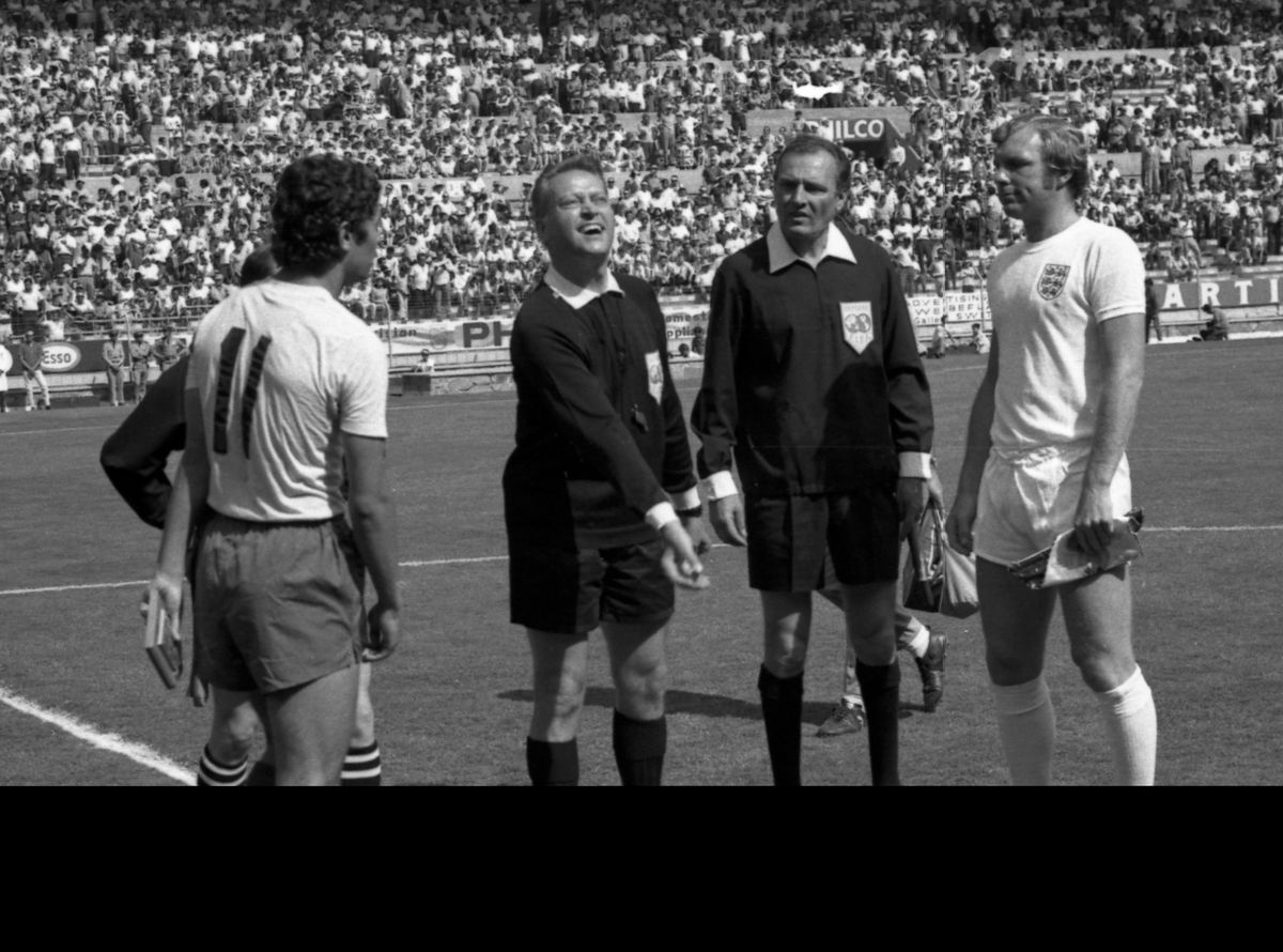 Lucescu - diverse la 80 ani - poze carieră