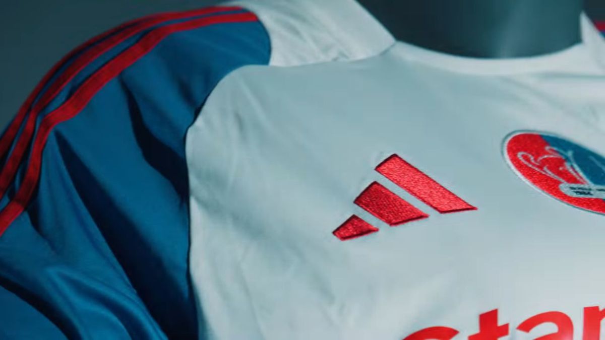 Steaua și-a prezentat oficial noile echipamente pentru sezonul 2025-2026: „Fiecare tricou poartă ceva din istoria noastră”