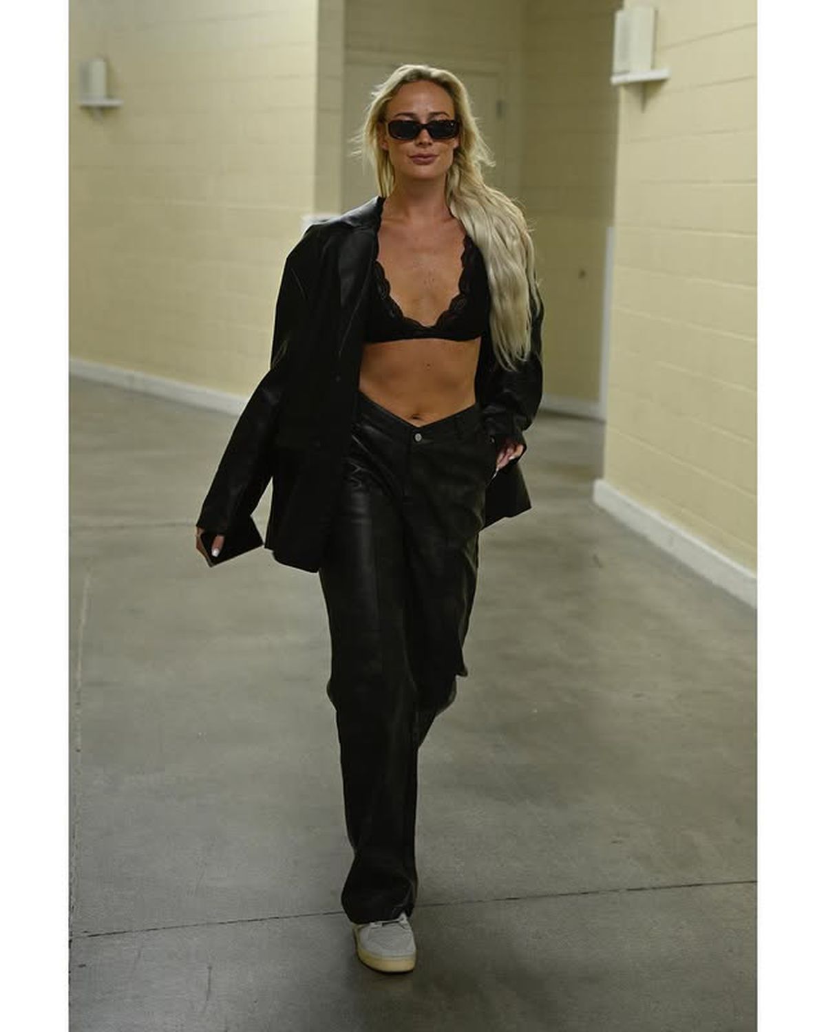 „S-a așezat pe fața lui și nu s-a mișcat un centimetru” » Cea mai sexy jucătoare din WNBA a devenit virală pe internet