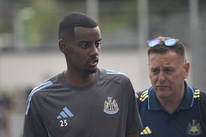 Disputa din vestiar care l-a îndârjit pe Isak » Liverpool, mai aproape ca oricând!