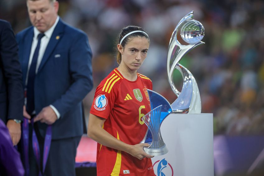 GALERIE FOTO A pierdut Balonul de Aur? Poze cât 1000 de cuvine cu Aitana Bonmati, după eșecul din finala Campionatului European