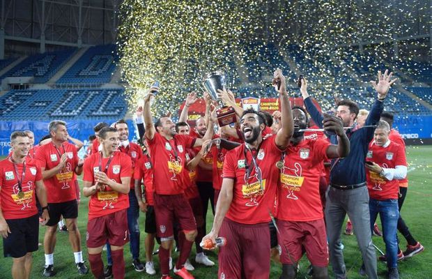 EXCLUSIV VIDEO Cine oprește hegemonia lui CFR Cluj? Un fost antrenor de la FCSB nu are dubii: „Dacă mai rămâne Dan Petrescu 3 ani aici, de 3 ori va câștiga campionatul!”