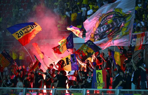 Fanii din România își doresc să revină pe stadioane în cat mai scurt timp posibil. În acest sens, s-au unit și au adresat o cerere Guvernului României.