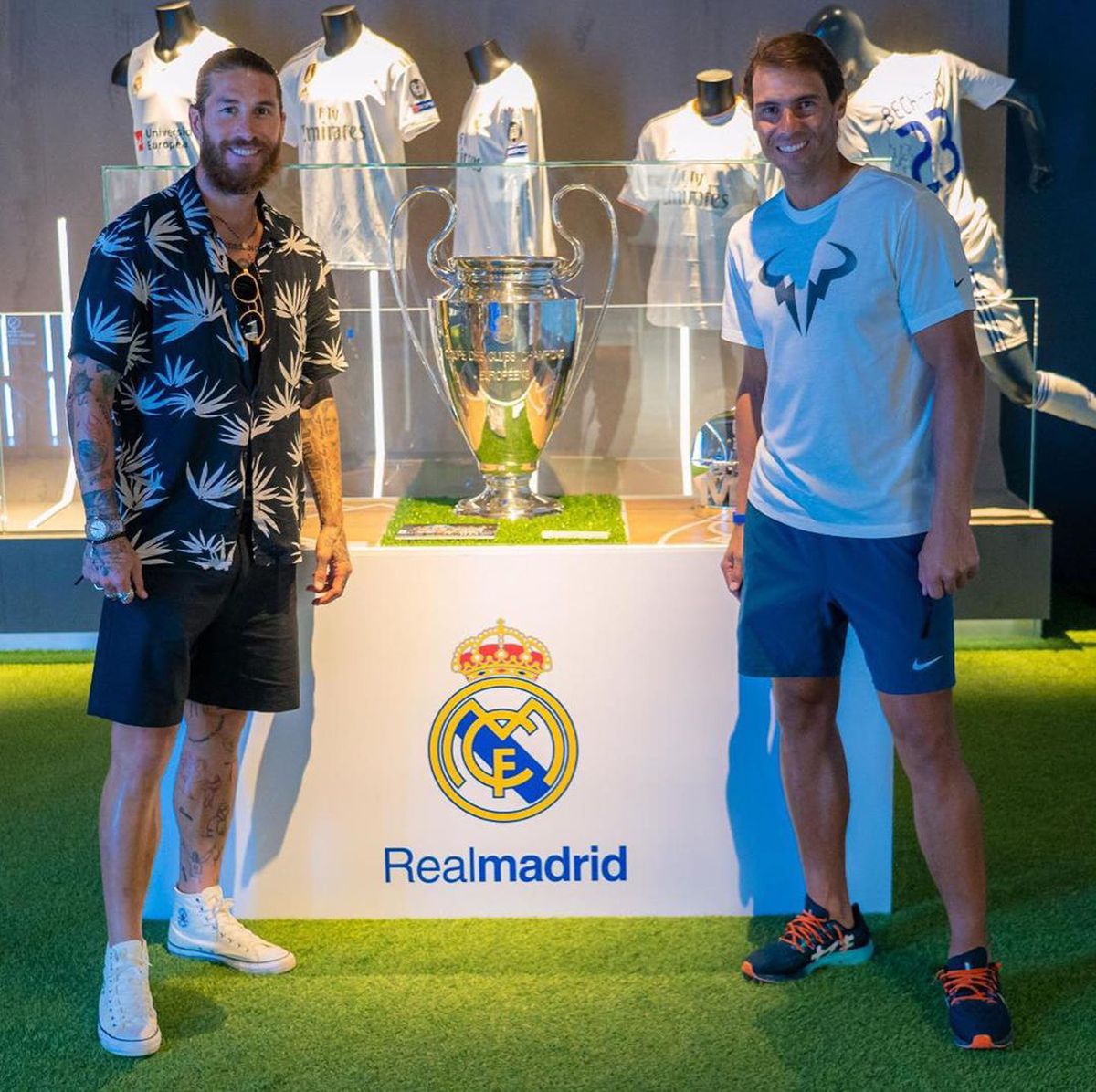 FOTO 111 trofee într-o singură poză!  Sergio Ramos și Rafael Nadal, întâlnirea coloșilor spanioli