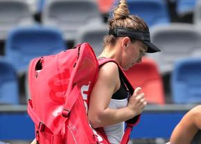 Se retrage Simona Halep de la US Open? Cu două zile înainte de startul turneului, prezența ei în meciul cu Giorgi e sub semnul întrebării + ora de start a partidei
