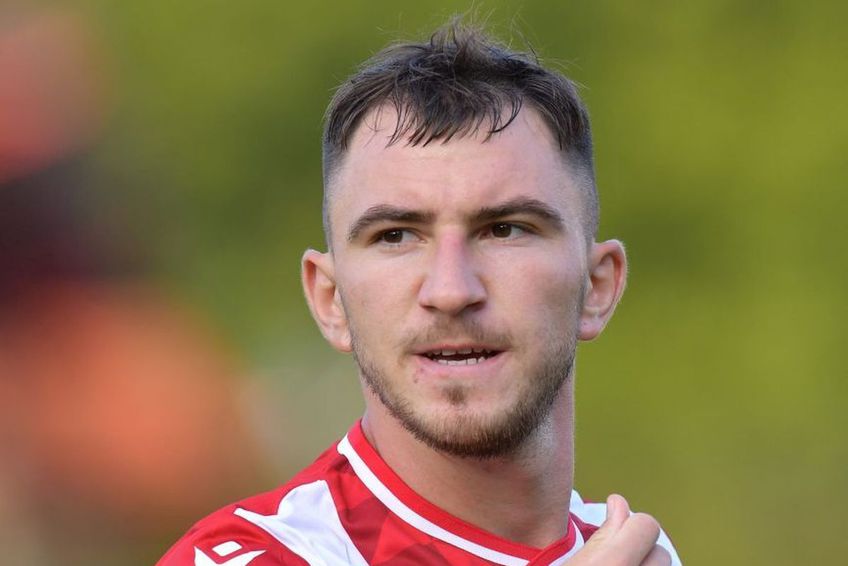 Dinamo - FC Argeș 0-2 | Deian Sorescu (23 de ani), liderul „câinilor”, nu exclude un transfer la FCSB. Totuși, extrema alb-roșilor nu a dorit să comenteze foarte mult pe marginea acestui subiect.