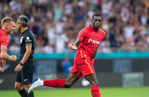 FCSB - Hermannstadt | Sibienii au deschis scorul pe Arena Națională în minutul 21, după o gafă mare comisă de stoperul Joyskim Dawa (26 de ani). 14 minute mai târziu, fundașul camerunez s-a revanșat cu o superexecuție!