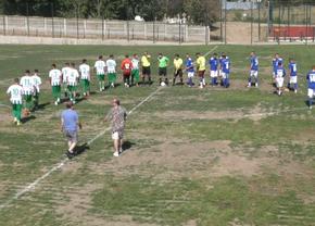 „Cea mai modernă bază sportivă din județ”, inaugurată de Țociu și Palade » Imagini de tot râsul