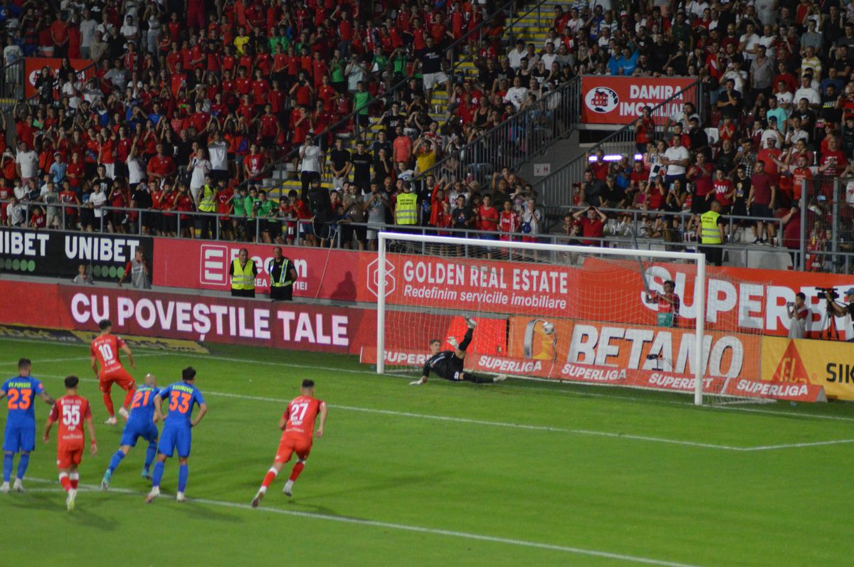 Cel mai slab din ultimul an! » Becali a scos din formă un fotbalist esențial