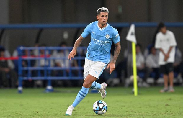 E gata! Cancelo zboară la Barcelona azi și semnează cu echipa lui Xavi