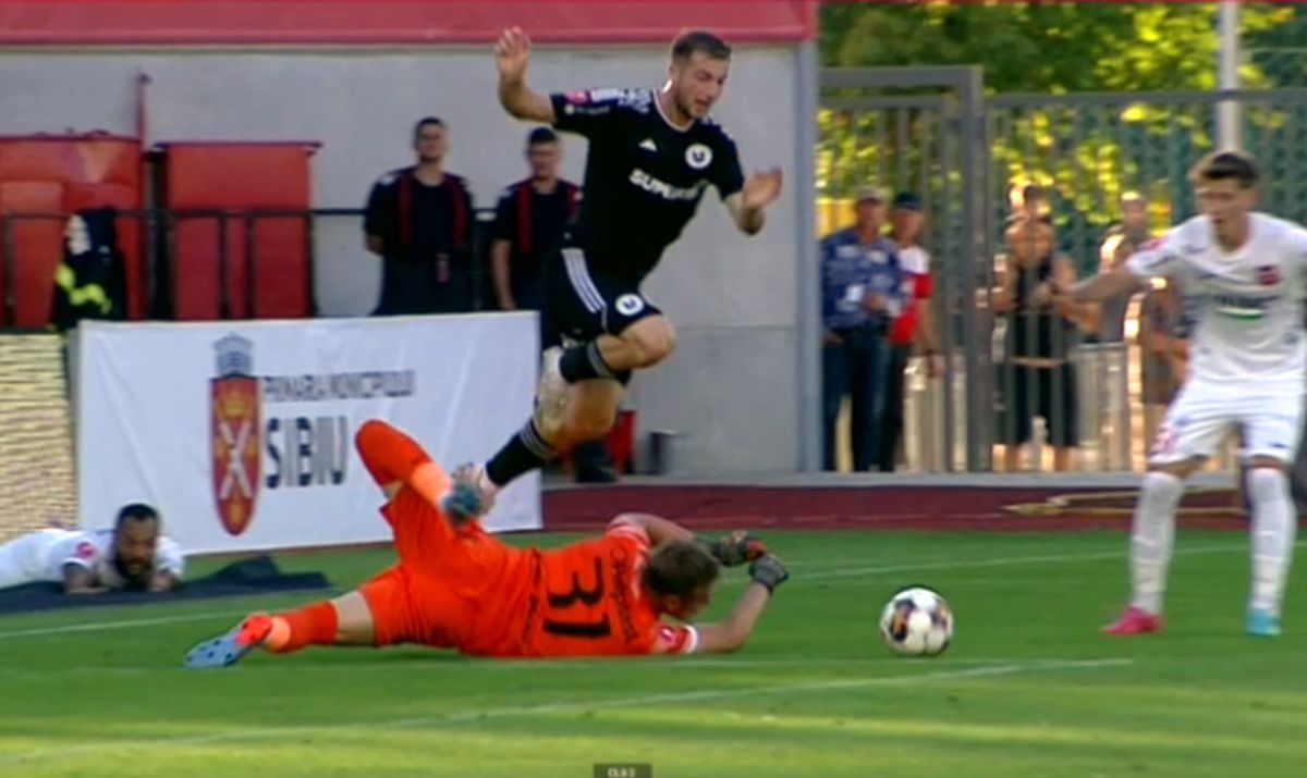 Eroare de proporții la Sibiu: nici cu VAR n-a putut lua decizia corectă! Verdictul specialiștilor