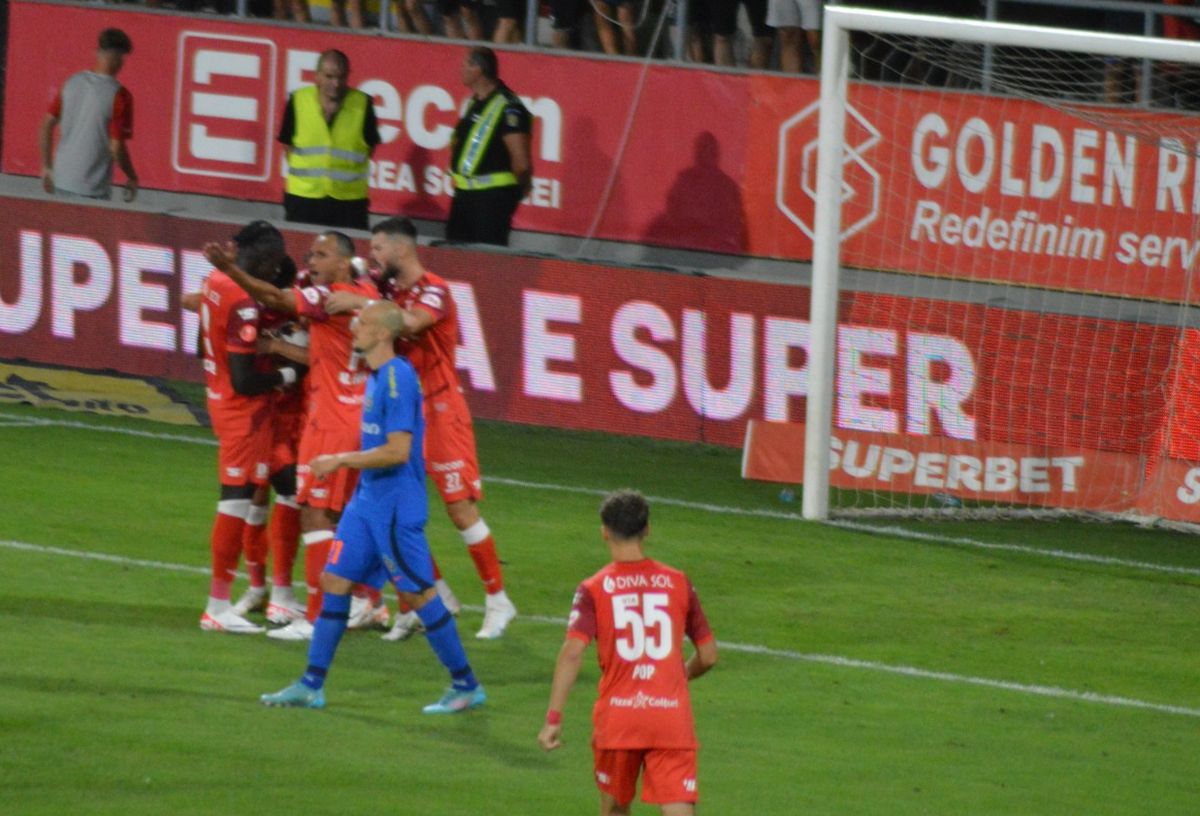 Florinel Coman, gesturi stupide care o lasă pe FCSB descoperită cu CSU Craiova! Fără PATRU titulari în Ghencea