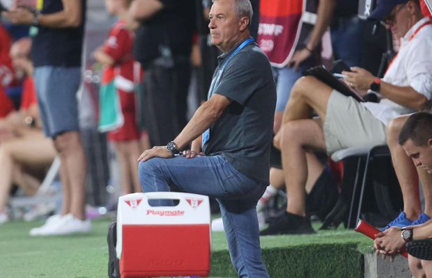 Mircea Rednic laudă arbitrajul din UTA - FCSB și remarcă un fotbalist: „Controlează jocul, dă ritm. E foarte bun!”