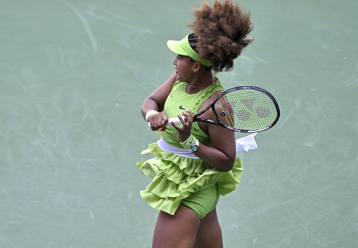 Naomi Osaka, copleșită de lacrimi după victoria cu Jelena Ostapenko din primul tur de la US Open