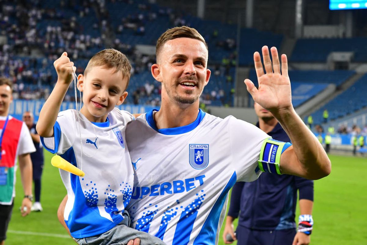 Fiesta pe gazon, după ce Universitatea Craiova a obținut calificarea istorică în Conference League