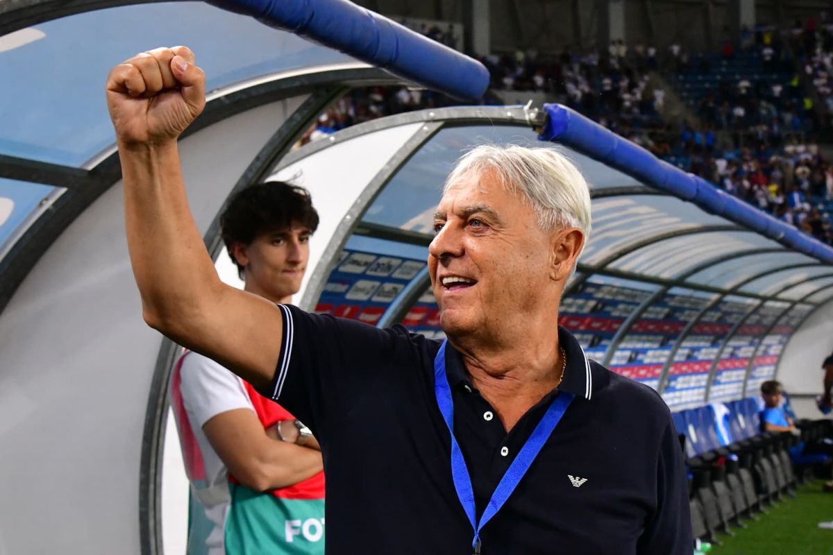 Antrenorul lui Basaksehir, cucerit de un aspect la Craiova: „Extraordinar!”