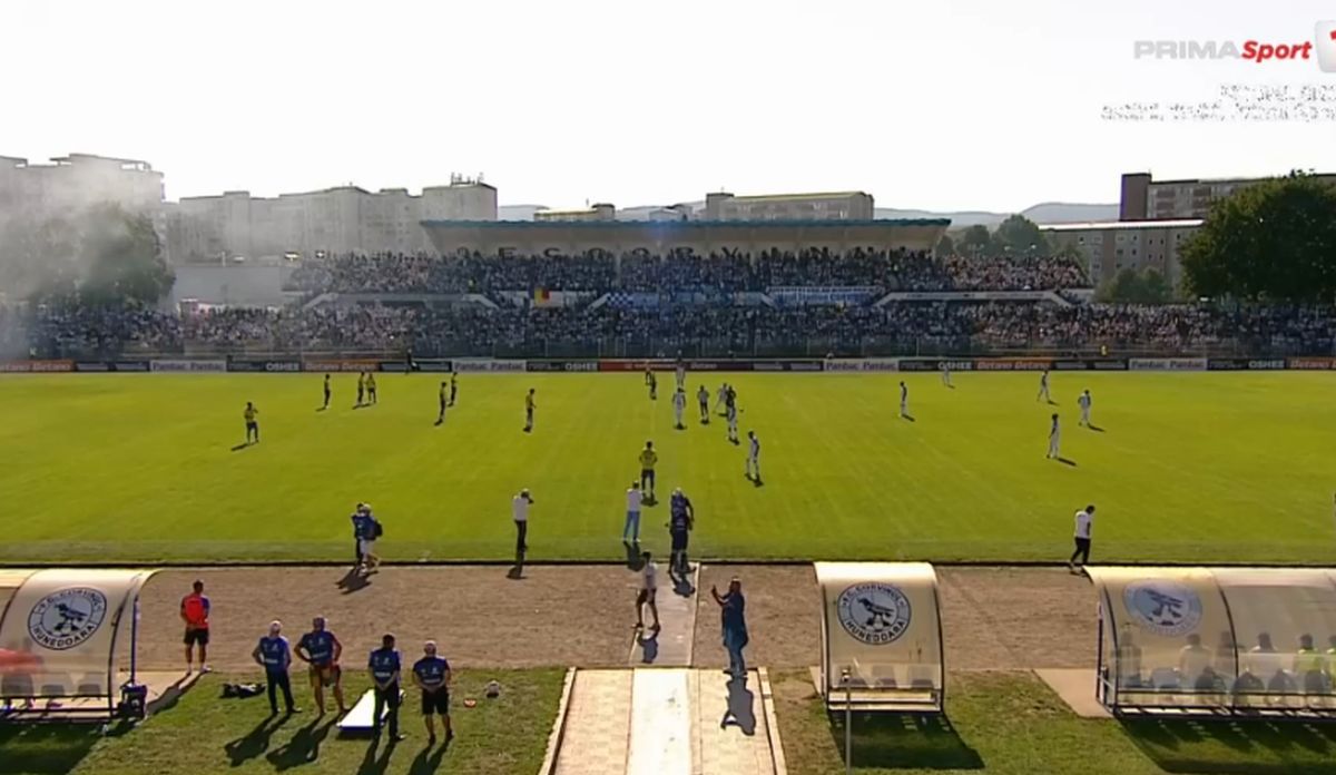 Toate echipele calificate în faza grupelor Cupei României Betano » Corvinul - Farul, decis în ultimul sfert de oră