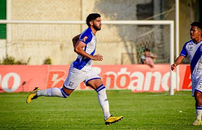 Formația din Superliga a perfectat al zecelea transfer al verii: atacant din Peru!