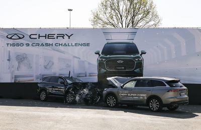 Spectacol în Africa de Sud: Două modele TIGGO 9 se ciocnesc frontal, demonstrând performanțe impecabile la capitolul siguranță