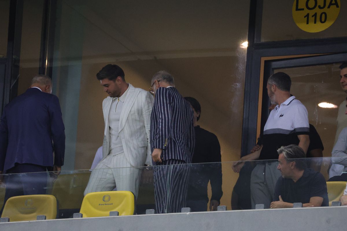 Cum a apărut Gigi Becali la FCSB - Aberdeen