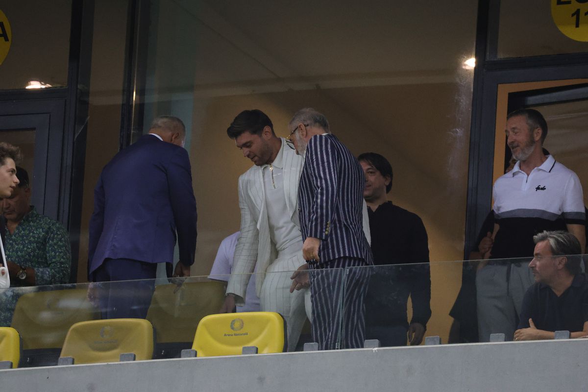 Cum a apărut Gigi Becali la FCSB - Aberdeen