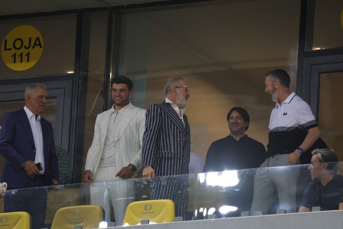 Cum a apărut Gigi Becali la FCSB - Aberdeen