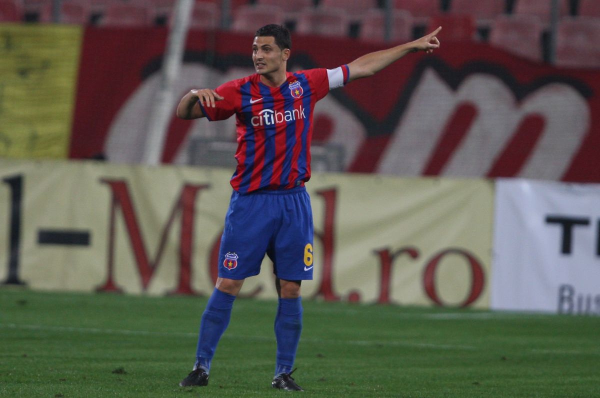 Fii iar de 10, Mirel! La 17 ani de când a atins nota maximă în Gazetă, Rădoi e la 90 de minute de o nouă performanță răsunătoare