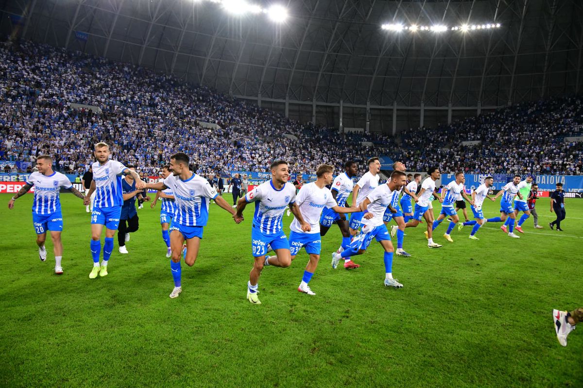 Rădoi i-a anunțat PLECAREA de la Craiova + show la microfon: „Am băut, nu iau mașina, sunt nebuni!”