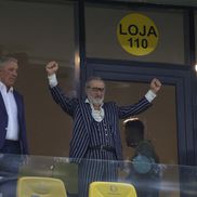 Ce a făcut Gigi Becali, la pauza partidei dintre FCSB și Aberdeen // foto: Ionuț Iordache