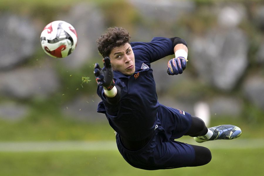 Situație critică la Başakşehir, înaintea returului cu Universitatea Craiova