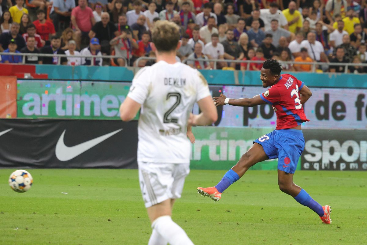 FCSB - Aberdeen, în play-off-ul Europa League // FOTO: Ionuț Iordache (GSP)
