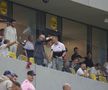 Ce a făcut Gigi Becali, la pauza partidei dintre FCSB și Aberdeen // foto: Ionuț Iordache