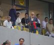 Ce a făcut Gigi Becali, la pauza partidei dintre FCSB și Aberdeen // foto: Ionuț Iordache