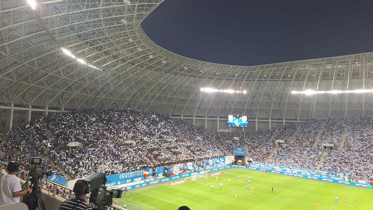 „F**k UEFA!” » Scenografie ȘOCANTĂ în Peluza Nord, la Craiova - Istanbul Bașakșehir. De unde furia oltenilor