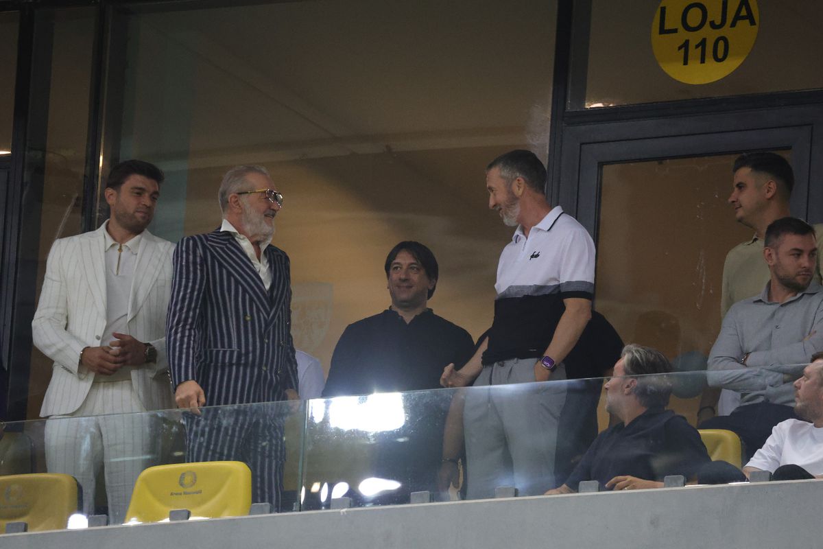 Cum a apărut Gigi Becali la FCSB - Aberdeen