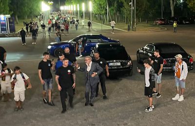 Cum a apărut Gigi Becali la FCSB - Aberdeen