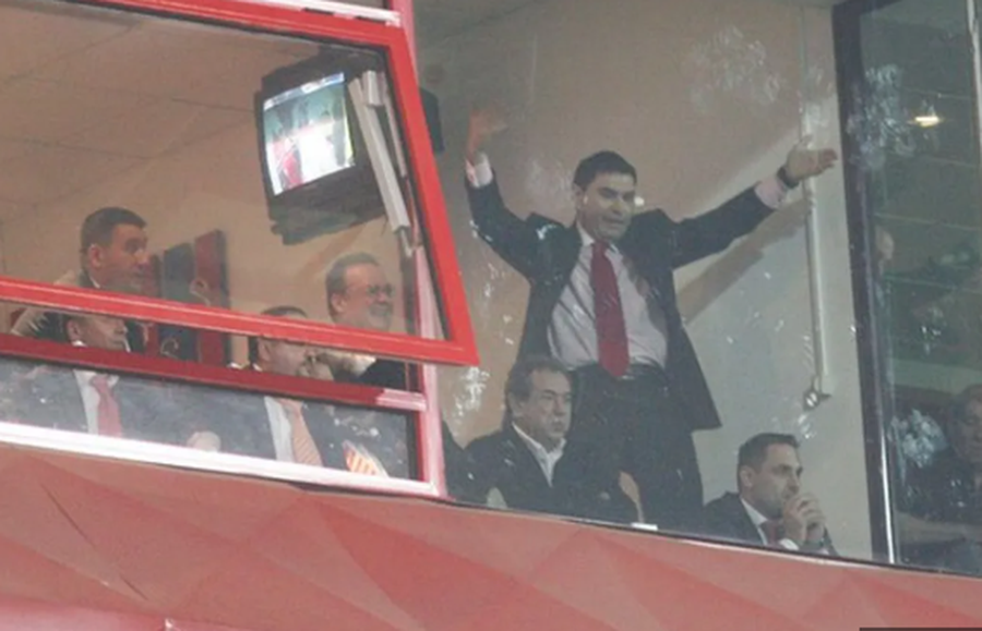 Cristi Borcea, dansând în lojile fostului stadion Ghencea, la un Dinamo - FCSB Toate privirile spre lojă: Gigi Becali a început să danseze pe Arena Națională, în stilul lui Borcea