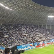 Suporterii oltenilor, coregrafie ȘOCANTĂ, înainte de Universitatea Craiova - Istanbul Bașakșehir: „F**k UEFA!”