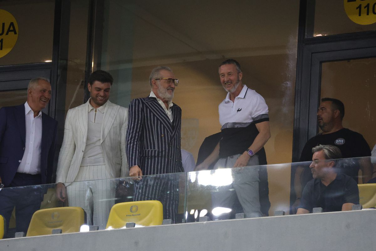 Cum a apărut Gigi Becali la FCSB - Aberdeen