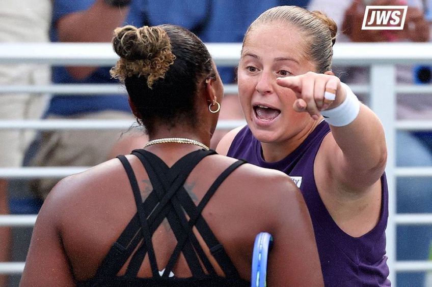 Taylor Townsend și Jelena Ostapenko Foto: X