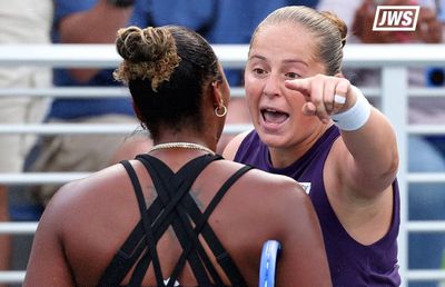 Ceartă aprinsă la fileu cu Jelena Ostapenko în prim-plan » Adversara s-a amuzat: „Am ce să pun pe TikTok”