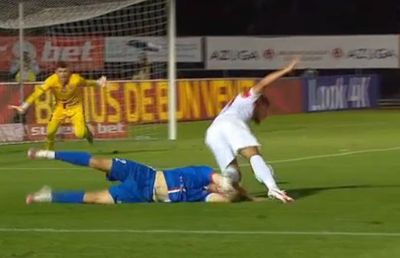 HERMANNSTADT - BOTOȘANI. Penalty uluitor acordat în ultimele minute » Acuze grave: „Arbitrul ne-a ucis azi! Ce putea să primească pentru asta?!” » Ce spune specialistul