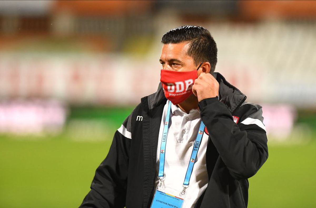 DINAMO - UTA 0-1. Cosmin Contra, resemnat: „Am crezut că vom defila! Sunt principalul vinovat”