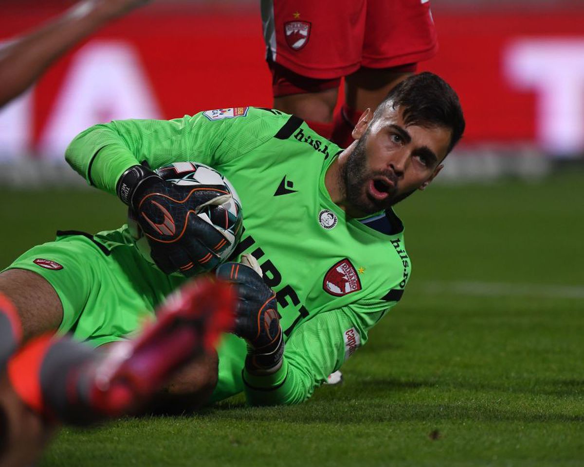 Dinamo - UTA Arad 20/21