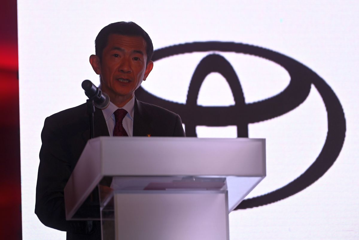 Medaliații României au intrat în posesia mașinilor promise » Imagini de la festivitate