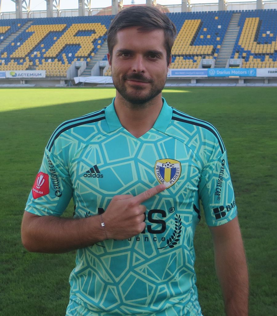 Andreas Leitner Întăriri pentru Petrolul » Doi jucători prezentați oficial și gata de joc