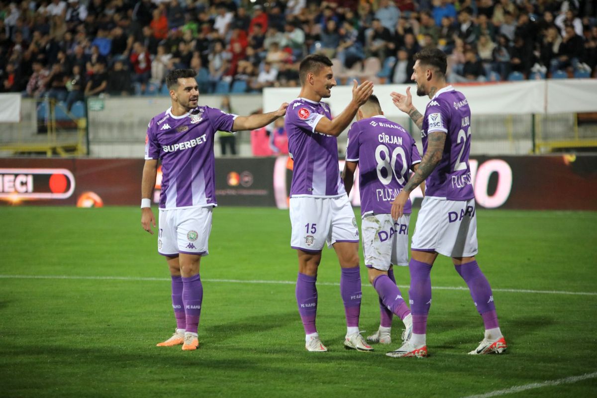 FC Botoșani - Rapid 1-3 » Rezervele lui Bergodi s-au impus confortabil în Moldova, la debutul în grupele Cupei României Betano